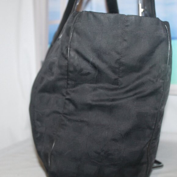 Authentic Chanel Italy Jacquard Leather Travel Line Tote Bag Purse Bag w freebie - Picture 11 of 16